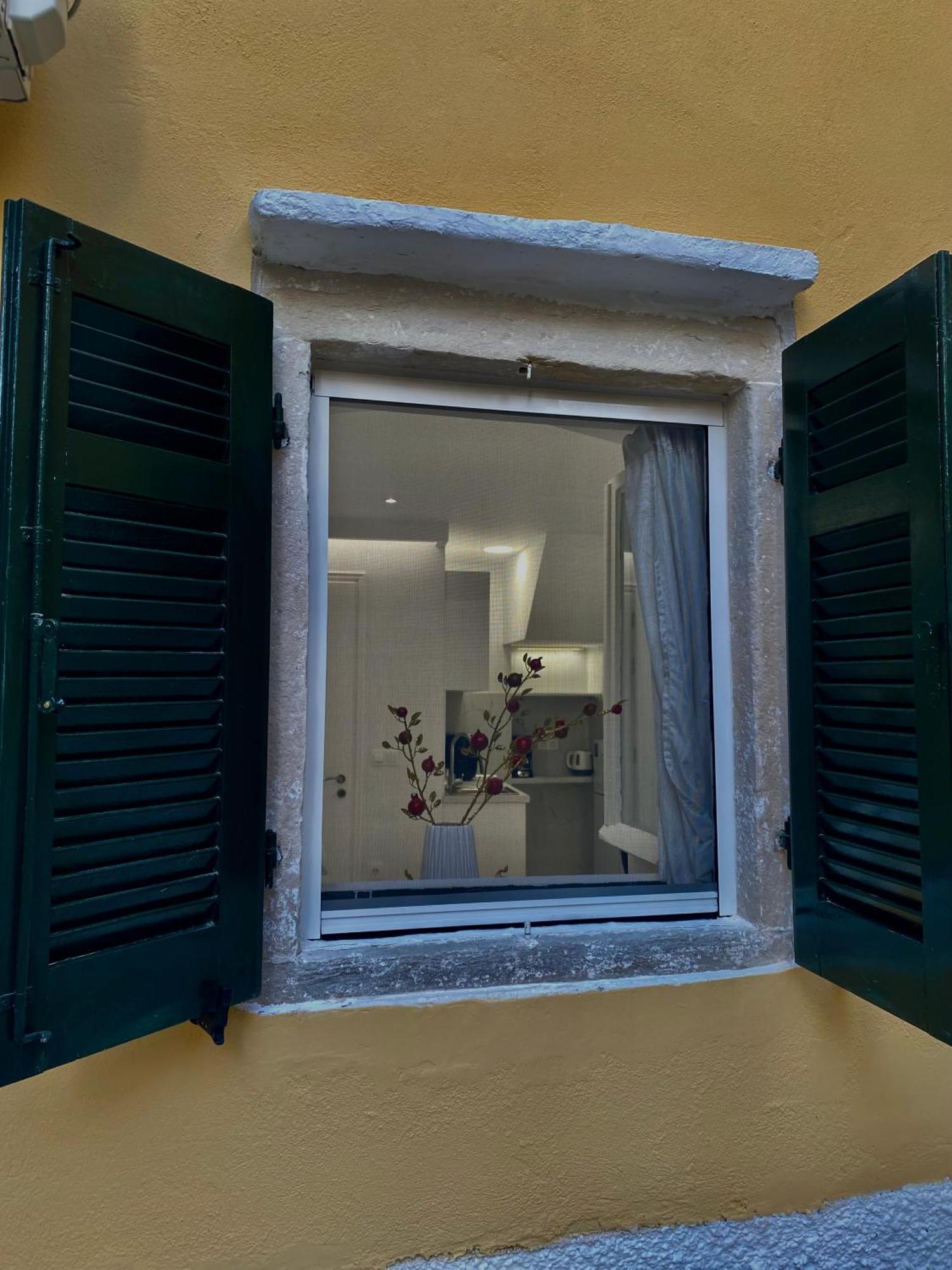 Corfu Port Art Studios Екстериор снимка