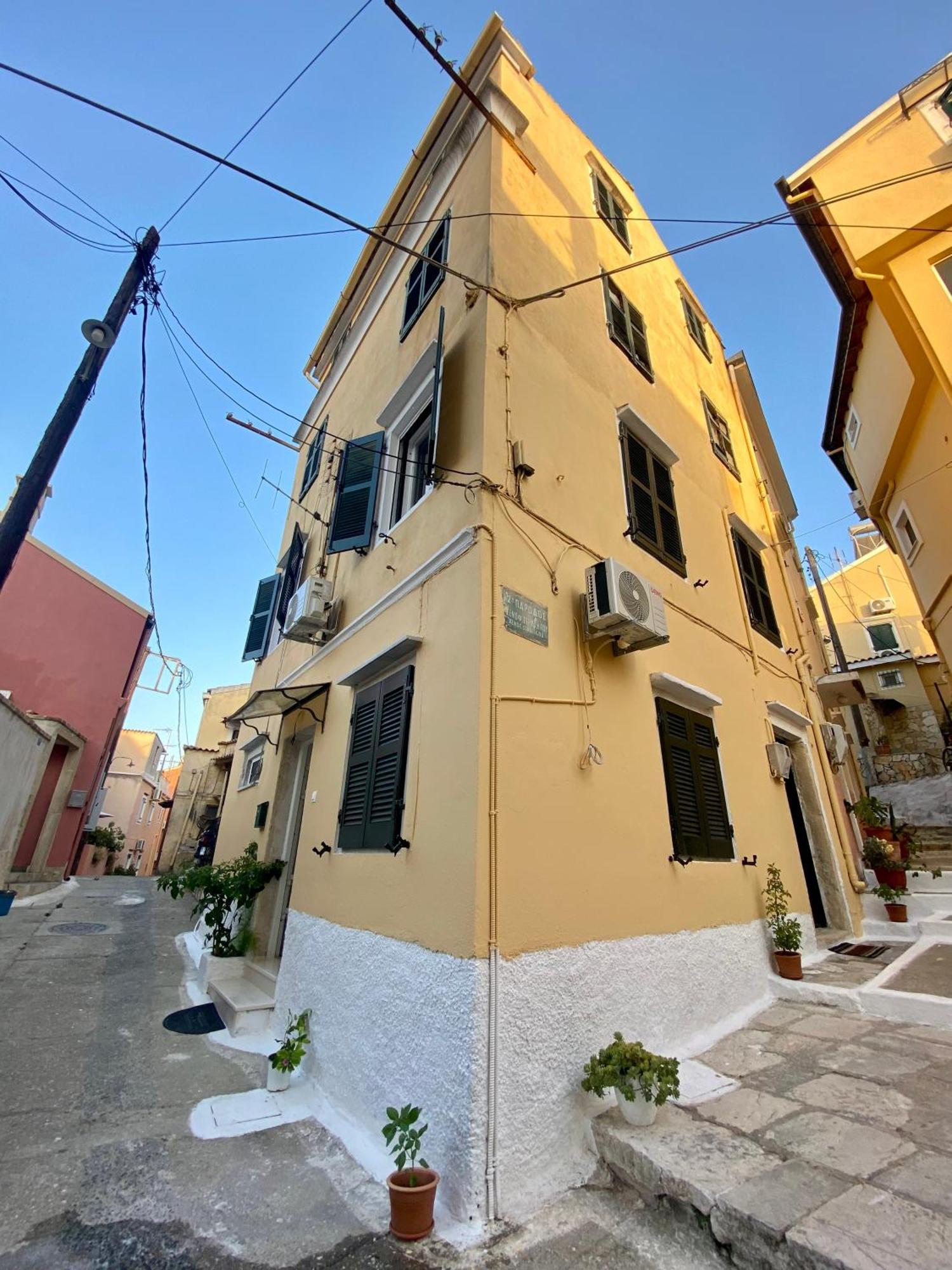 Corfu Port Art Studios Екстериор снимка